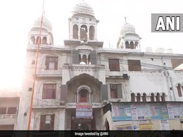 गुरुग्राम के गुरुद्वारे में नहीं पढ़ी गई नमाज, कुछ सिखों ने किया विरोध गुरुग्राम के गुरुद्वारे में नहीं पढ़ी गई नमाज, कुछ सिखों ने किया विरोध