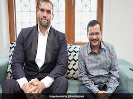 "The Great Khali" Meets Arvind Kejriwal, Praises AAP's Work In Delhi "The Great Khali" Meets Arvind Kejriwal, Praises AAP's Work In Delhi
