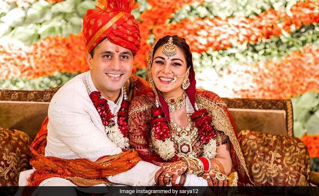 <i>Kundali Bhagya</i> Actress Shraddha Arya Shares First Pic After Wedding