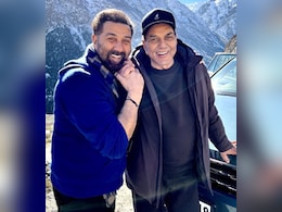 धर्मेंद्र और सनी देओल की वो 4 एक्ट्रेसेस, जिन्होंने पिता और बेटे दोनों के साथ ऑनस्क्रीन किया रोमांस  धर्मेंद्र और सनी देओल की वो 4 एक्ट्रेसेस, जिन्होंने पिता और बेटे दोनों के साथ ऑनस्क्रीन किया रोमांस