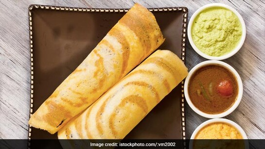 Non-Sticky Dosa: घर पर आसानी से ऐसे बनाएं क्रिस्पी नॉन-स्टिकी डोसा