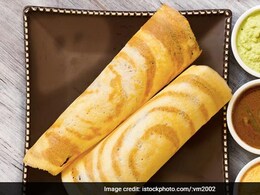 Non-Sticky Dosa: घर पर आसानी से ऐसे बनाएं क्रिस्पी नॉन-स्टिकी डोसा Non-Sticky Dosa: घर पर आसानी से ऐसे बनाएं क्रिस्पी नॉन-स्टिकी डोसा