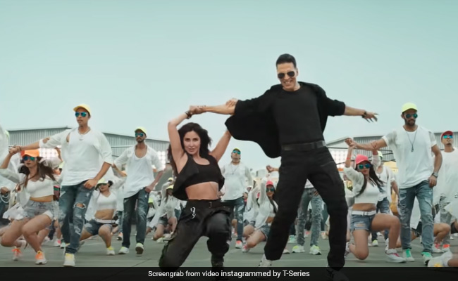<i>Sooryavanshi</i> Song <i>Najaa</i>: Katrina Kaif And Akshay Kumar Have Got Some Killer Moves