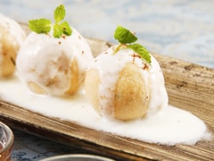 Bharwan Golgappa Chaat