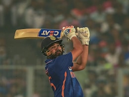 INDvsNz : 150 छक्के लगाने वाले दुनिया के दूसरे खिलाड़ी बने रोहित शर्मा, क्रिस गेल  तीसरे  नंबर पर INDvsNz : 150 छक्के लगाने वाले दुनिया के दूसरे खिलाड़ी बने रोहित शर्मा, क्रिस गेल  तीसरे  नंबर पर