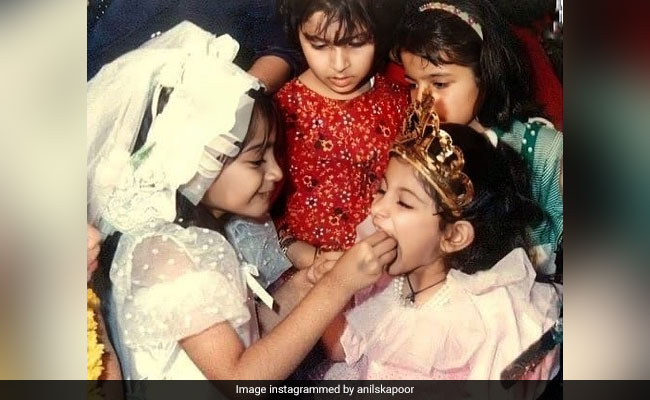 Anil Kapoor, Who Is Missing Daughters Sonam-Rhea Kapoor, Shares Adorable Throwback Pics