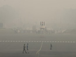 Supreme Court Warns AAP Government Of Auditing Ad Spend Amid Air Crisis Supreme Court Warns AAP Government Of Auditing Ad Spend Amid Air Crisis