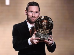 Ballon d'or 2021: रोनाल्डो और लेवानडॉस्की को पछाड़ मेसी ने सातवीं बार जीता बैलोन डिओर अवॉर्ड Ballon d'or 2021: रोनाल्डो और लेवानडॉस्की को पछाड़ मेसी ने सातवीं बार जीता बैलोन डिओर अवॉर्ड