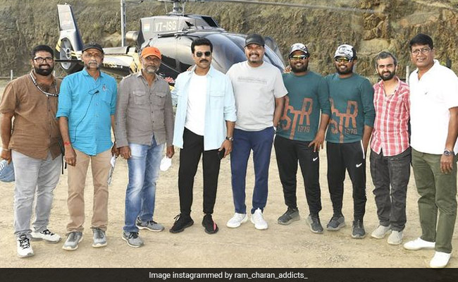 साउथ सुपरस्टार राम चरण की बहुचर्चित फिल्म 'आरसी15' की शूटिंग का पहला स्टेप पूरा- देखें Photos