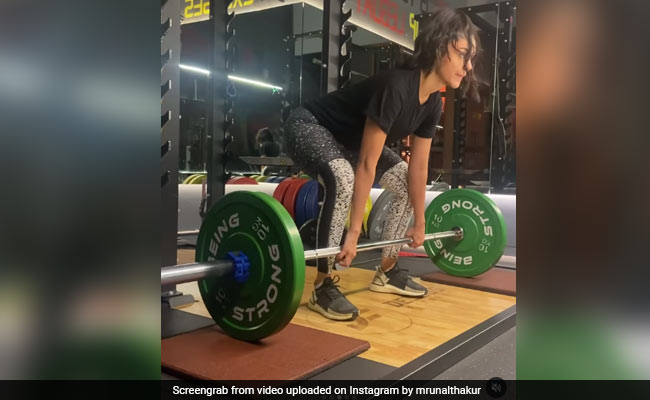 Mrunal Thakur's "Leg Day" Workout Routine Is Not For Everyone