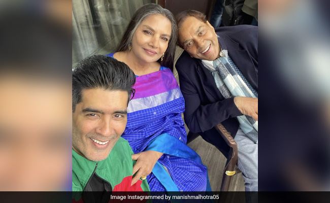 Shabana Azmi And Dharmendra Are The "Favourites" On <i>Rocky Aur Rani Ki Prem Kahani</i> Set