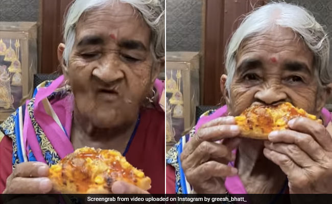 नानी ने पहली बार खाया Pizza, तो दिए मज़ेदार एक्सप्रेशन, लोग बोले- लगता है पसंद नहीं आया - देखें Video