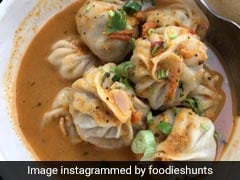 Jhol Momos