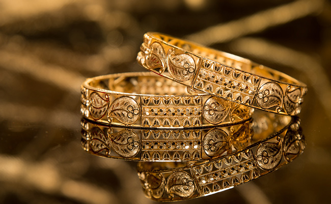 With These Stunning Bangles, You Can Slay Every Ethnic Look