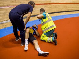 British Cyclist Mark Cavendish Suffers Broken Ribs And Collapsed Lung In Crash