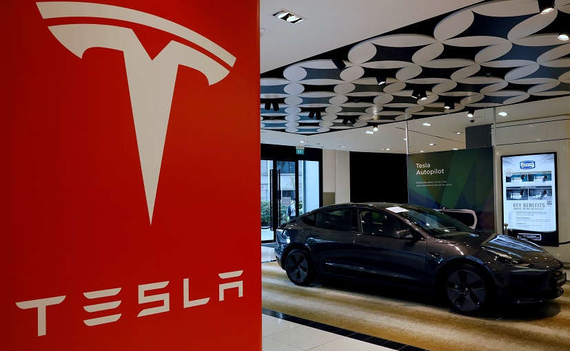 Tesla Climbs As Other EV Makers Hit Brakes After Rally