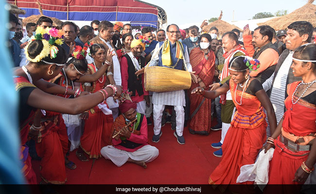"Heritage Liquor" Mahua Legalised In BJP's Madhya Pradesh Tribal Outreach