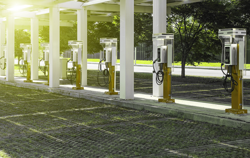 EarthtronEV To Open Electric Vehicle Charging Stations On Delhi-NCR Highways