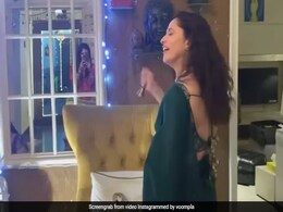 अंकिता लोखंडे ने झूमते हुए की दिवाली की लक्ष्मी पूजा, वायरल हुआ Video अंकिता लोखंडे ने झूमते हुए की दिवाली की लक्ष्मी पूजा, वायरल हुआ Video