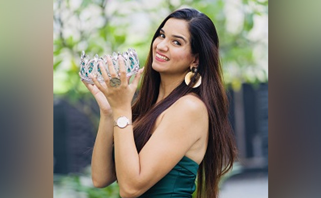 संयुक्त अरब अमीरात में ग्रैंड फिनाले में पूजा बदलानी बनी मिसेज इंडिया वर्ल्डवाइड क्वीन, पहनाया गया एलीमेंट एयर का ताज