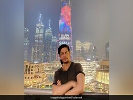 शाहरुख खान पिछले साल दुबई में यूं मनाया था बर्थडे, बुर्ज खलीफा पर लिखा नजर आया था उनका नाम...देखें थ्रोबैक Video शाहरुख खान पिछले साल दुबई में यूं मनाया था बर्थडे, बुर्ज खलीफा पर लिखा नजर आया था उनका नाम...देखें थ्रोबैक Video