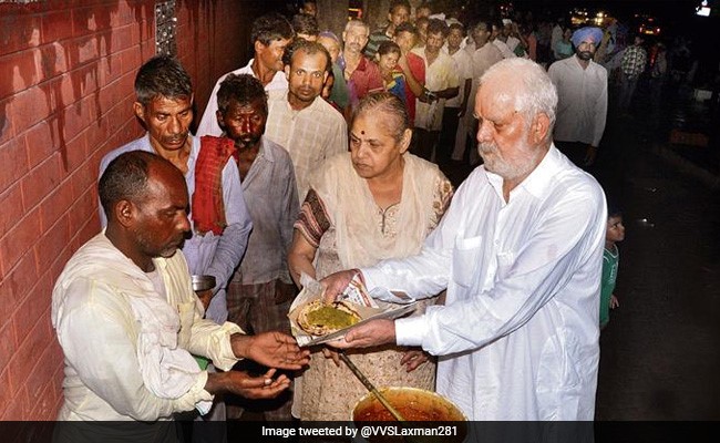 Chandigarh's Famous 'Langar Baba' Jagdish Lal Ahuja Passes Away