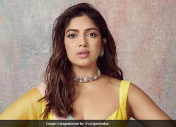 Bhumi Pednekar Kicks Off The New Year With These Desi Delicacies; See Pics Bhumi Pednekar Kicks Off The New Year With These Desi Delicacies; See Pics