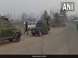 जम्मू-कश्मीर के कुलगाम हमले में शामिल आतंकवादियों की तलाश में जुटे सुरक्षा बल जम्मू-कश्मीर के कुलगाम हमले में शामिल आतंकवादियों की तलाश में जुटे सुरक्षा बल