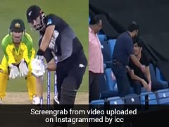 T20 WC Final AUS vs NZ: कीवी बल्लेबाज ने मारा छक्का, दर्शक दीर्घा में शख्स नहीं ले पाया कैच, दूसरे फैन को आया गुस्सा, देखें Video