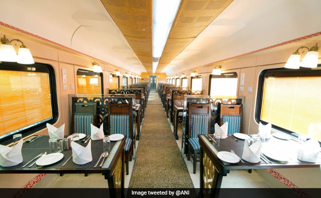 Photos: पहली 'रामायण सर्किट ट्रेन' दिल्ली से आज होगी रवाना, भगवान राम से जुड़ी इन जगहों का कराएगी दर्शन