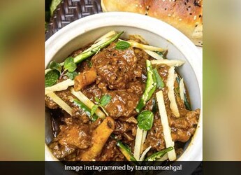 Gosht Achaari: Spruce Up Your Dinner With This Lip-Smacking Mutton Curry Recipe Gosht Achaari: Spruce Up Your Dinner With This Lip-Smacking Mutton Curry Recipe