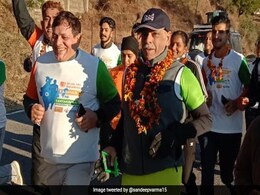 Marathoner, 61, Runs From Kashmir To Kanyakumari For Differently-Abled Soldiers Marathoner, 61, Runs From Kashmir To Kanyakumari For Differently-Abled Soldiers