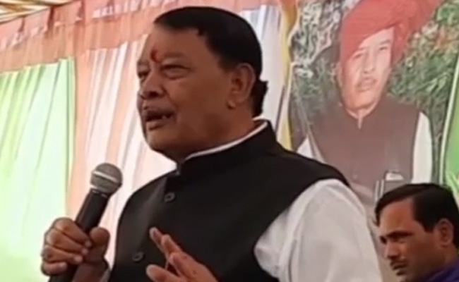 'उच्च जाति की महिलाओं को घर से निकालकर समाज के साथ काम करवाओ', MP के मंत्री का विवादित बयान