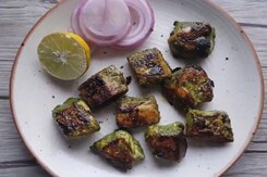 How To Make Hariyali Chicken Tikka | Easy Hariyali Chicken Tikka Recipe Video How To Make Hariyali Chicken Tikka | Easy Hariyali Chicken Tikka Recipe Video