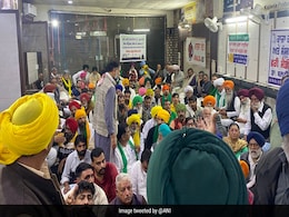 संयुक्त किसान मोर्चा ने प्रधानमंत्री को लिखा पत्र, आंदोलनरत किसानों की छह मांगें रखीं संयुक्त किसान मोर्चा ने प्रधानमंत्री को लिखा पत्र, आंदोलनरत किसानों की छह मांगें रखीं