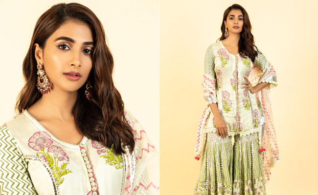 Breezy Ethnic Style Doesn't Get Any Better Than Pooja Hegde In A Printed <i>Sharara</i>