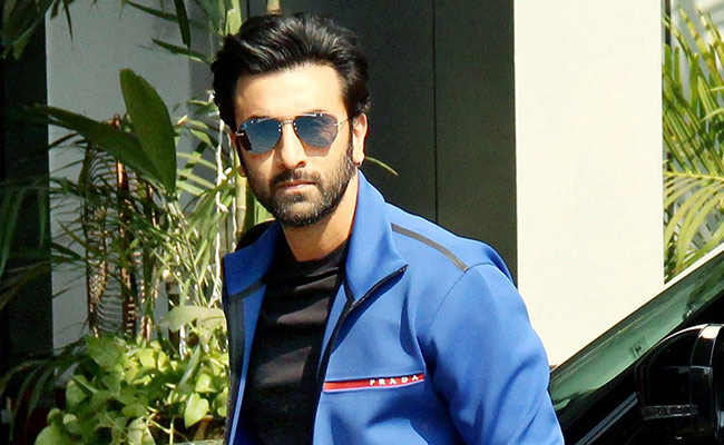 रणबीर कपूर के इस आलीशान घर में दुल्हन बनकर आएंगी आलिया भट्ट, गौरी खान ने किया है डिजाइन- PHOTOS