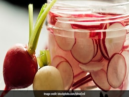 ब्लड शुगर को कंट्रोल करने में मददगार है सर्दियों की यह एक सब्जी, पत्तों से लेकर छिलकते तक हैं काम के, जानें फायदे ब्लड शुगर को कंट्रोल करने में मददगार है सर्दियों की यह एक सब्जी, पत्तों से लेकर छिलकते तक हैं काम के, जानें फायदे