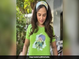 प्रकाश पर्व पर रिचा चड्ढा ने इस अंदाज में मांगी सबके लिए दुआ, टीशर्ट में छुपा है किसानों के लिए खास संदेश... प्रकाश पर्व पर रिचा चड्ढा ने इस अंदाज में मांगी सबके लिए दुआ, टीशर्ट में छुपा है किसानों के लिए खास संदेश...