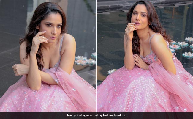 Ankita Lokhande's Pretty Pink Floral <i>Lehenga</i> Gets Us Festive Ready In No Time