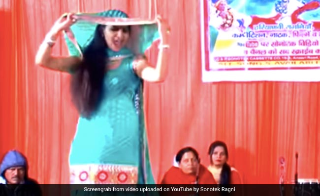 सपना चौधरी ने 'तेरी लत जागी' हरियाणवी सॉन्ग पर किया घूंघट डांस, बार-बार देखा जा रहा Video