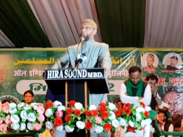 NRC लाए तो फिर सड़क पर निकलेंगे, यहीं शाहीनबाग बना देंगे : बाराबंकी में बोले ओवैसी