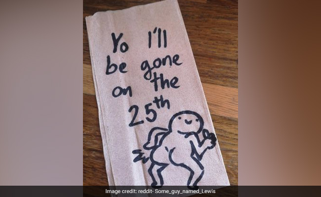 शख्स ने नौकरी छोड़ने के लिए अपनाया अनोखा तरीका, बॉस को टॉयलेट पेपर पर सौंपा इस्तीफा शख्स ने नौकरी छोड़ने के लिए अपनाया अनोखा तरीका, बॉस को टॉयलेट पेपर पर सौंपा इस्तीफा