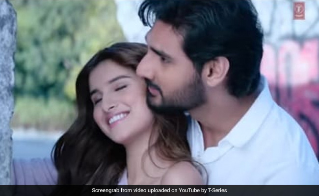 Tadap Song: अहान शेट्टी की डेब्यू फिल्म का 'तड़प' का सॉन्ग 'Tumse Bhi Zyada' रिलीज, यूट्यूब पर मचा रहा धमाल...