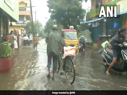 Heavy Rainfall In Chennai, Weather Department IMD Issues 'Red Alert' Heavy Rainfall In Chennai, Weather Department IMD Issues 'Red Alert'