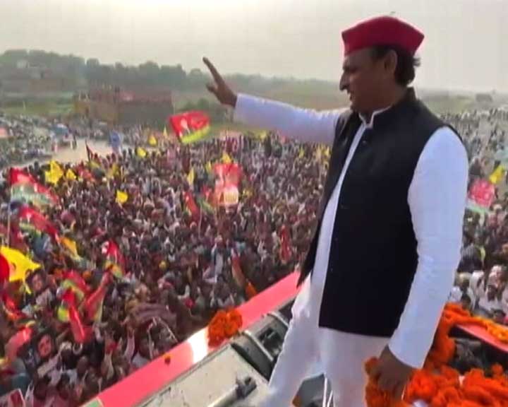 Akhilesh Yatra On Modi Government's Superhighway