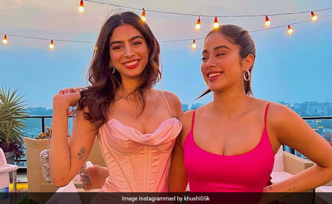 Pics From Khushi Kapoor S 21st Birthday Celebrations With Sister Janhvi Friend liyah Kashyap And Others Pics From Khushi Kapoor S 21st Birthday Celebrations With Sister Janhvi Friend liyah Kashyap And Others
