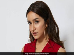 International Men's Day: श्रद्धा कपूर ने पिता और भाई संग शेयर की तस्वीरें, कही यह बात... International Men's Day: श्रद्धा कपूर ने पिता और भाई संग शेयर की तस्वीरें, कही यह बात...