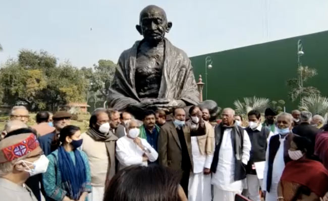 Winter Session Live Updates: Opposition Parties Stage Parliament Walkout, Protest Over MPs' Suspension