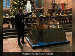 Giant Hogwarts Castle Cake Marks 20-Year Celebration Of First Harry Potter Movie